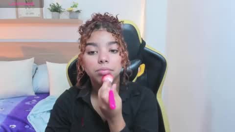 aurora_rodriguez online show from January 10, 12:15 pm