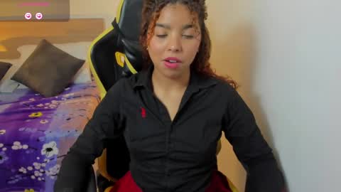 aurora_rodriguez online show from February 15, 3:39 pm