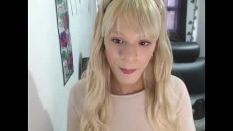 AURORA online show from November 12, 6:52 pm