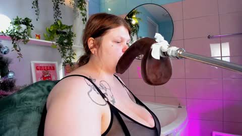 Aurora online show from December 28, 7:22 am