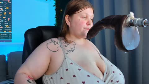 Aurora online show from January 7, 3:44 pm