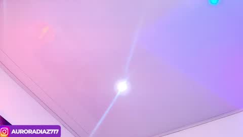 Snapshot of auroradiaz_ chatting on March 5, 6:54 am Aurora Diaz online show from March 5, 6:54 am