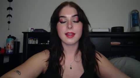 auroralightz1 online show from October 2, 3:24 am