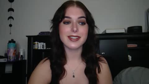 auroralightz1 online show from October 9, 2:53 am