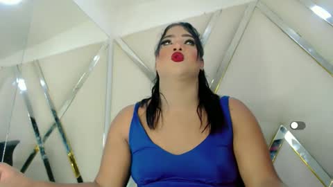 Aurora online show from October 12, 9:25 pm