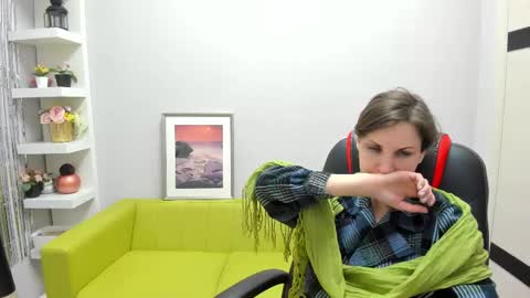 Aurora online show from February 27, 4:20 am