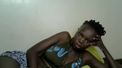 Snapshot of autumnbeagle chatting on November 18, 11:03 am autumnbeagle online show from November 18, 11:03 am