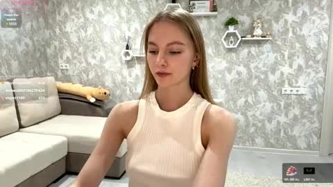 Annie online show from November 15, 3:52 pm