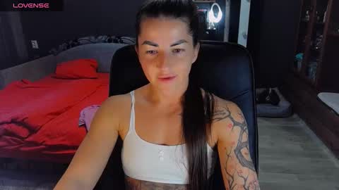 Ava online show from September 23, 11:35 am