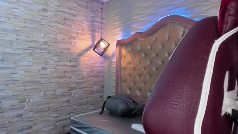              online show from January 11, 1:48 am