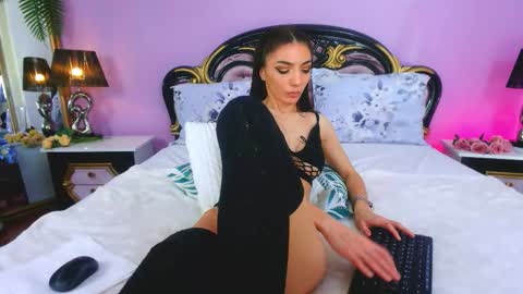 Snapshot of avaaaddamss chatting on November 19, 10:26 am avaaaddamss online show from November 19, 10:26 am