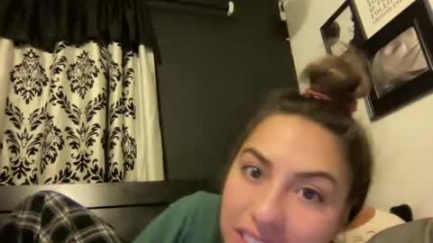 Snapshot of avamonroexo chatting on December 14, 2:12 am Ava Monroe online show from December 14, 2:12 am