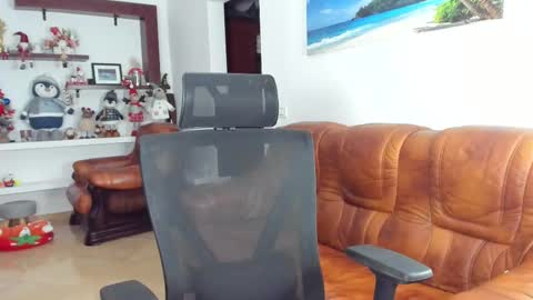 Ava online show from January 17, 5:53 am