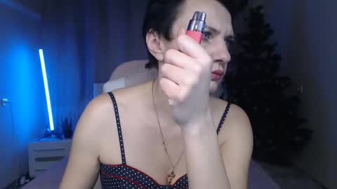 avasaturnian online show from November 23, 7:41 am