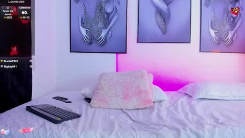 Snapshot of avavega_1 chatting on February 25, 2:22 pm Avavega 1 online show from February 25, 2:22 pm