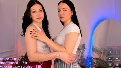 Snapshot of avelyne_ chatting on October 17, 2:08 pm Avelyne online show from October 17, 2:08 pm