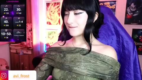 Saraaaa independent model 3 online show from March 5, 5:29 am