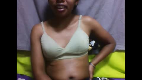 avontsoaldy online show from October 31, 4:02 am