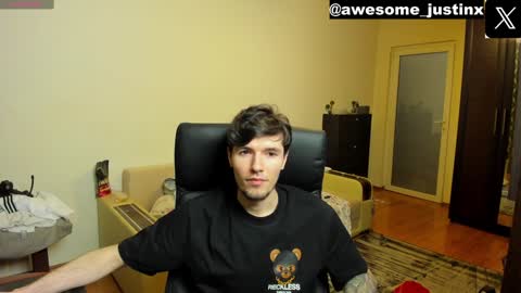 Justin online show from December 5, 9:17 pm