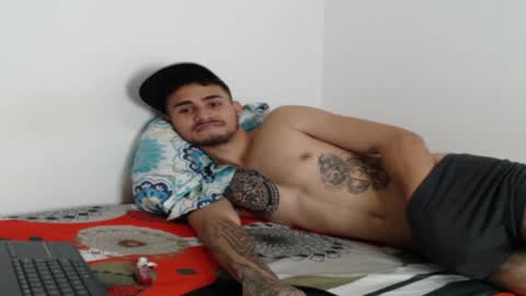 Axel online show from January 22, 2:56 pm