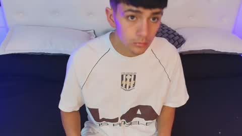 Snapshot of axel_draven chatting on September 16, 11:11 am axel_draven online show from September 16, 11:11 am