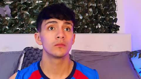 Snapshot of axel_draven chatting on September 25, 11:03 am axel_draven online show from September 25, 11:03 am