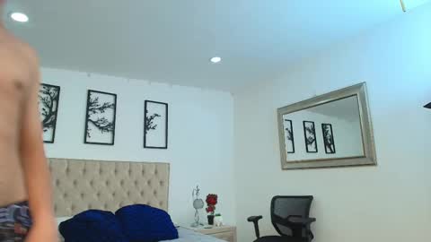 Snapshot of axel_draven chatting on October 14, 11:11 am axel_draven online show from October 14, 11:11 am