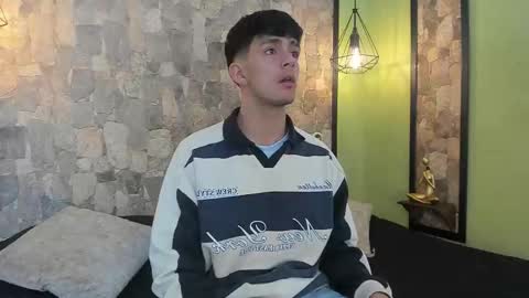 Snapshot of axel_draven chatting on October 27, 11:14 am axel_draven online show from October 27, 11:14 am