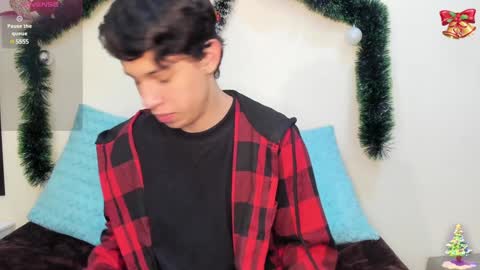 Axel Evanss online show from December 10, 1:00 pm