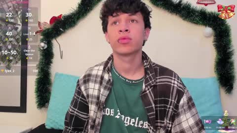 Axel Evanss online show from December 15, 1:32 pm