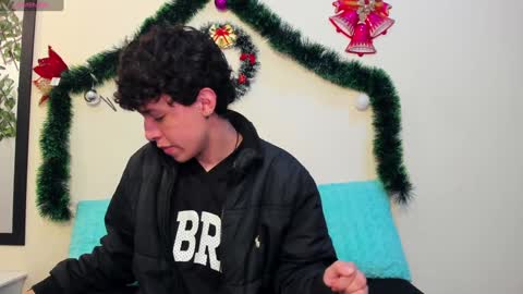 Axel Evanss online show from January 2, 1:40 pm