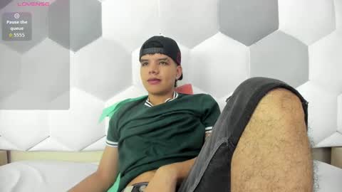 Snapshot of axel_forte chatting on September 16, 12:50 pm Axel Forte online show from September 16, 12:50 pm