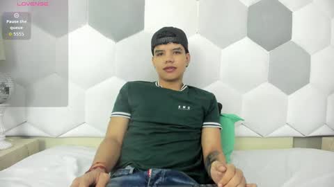 Snapshot of axel_forte chatting on October 14, 12:50 pm Axel Forte online show from October 14, 12:50 pm