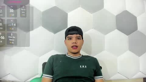 Snapshot of axel_forte chatting on November 6, 1:23 pm Axel Forte online show from November 6, 1:23 pm