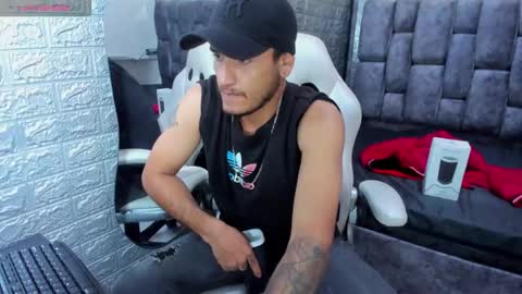 Axell Cross2 online show from February 15, 10:52 pm