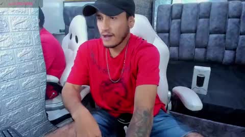 Axell Cross2 online show from February 17, 7:53 pm