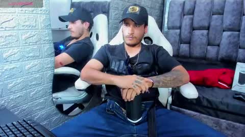 Axell Cross2 online show from February 20, 7:41 pm