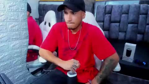 Axell Cross2 online show from February 24, 1:13 am