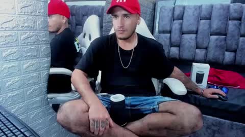 Axell Cross2 online show from February 26, 5:31 am