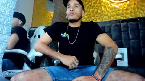 Axell Cross2 online show from March 1, 8:42 pm