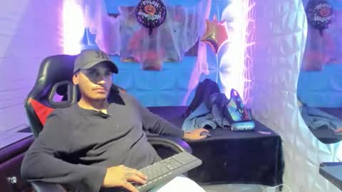 Axell Cross2 online show from November 2, 6:38 am