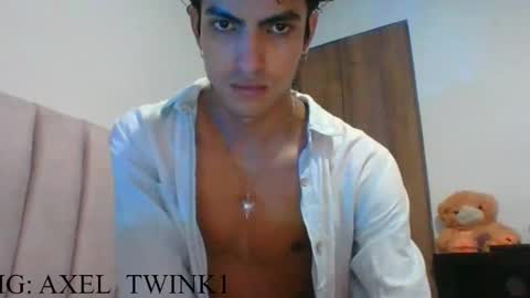 Axel  online show from November 9, 9:46 pm