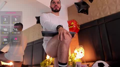 Axel Thompsom online show from October 12, 11:31 am