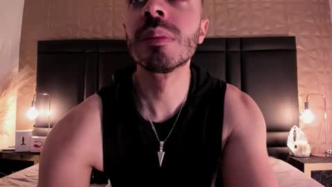 Axel Thompsom online show from November 21, 11:31 am