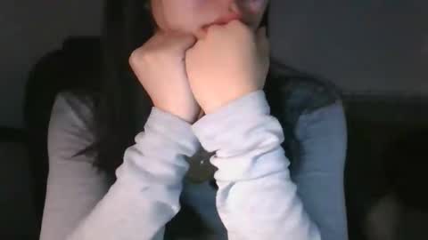 axue online show from November 26, 10:33 pm