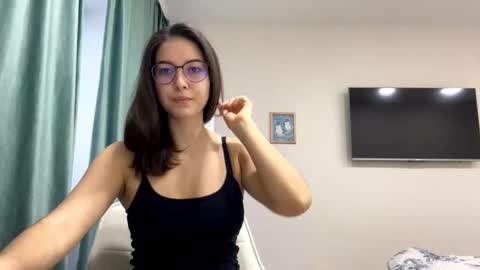 Snapshot of ayakoslotemaker chatting on December 14, 7:47 am Allison online show from December 14, 7:47 am