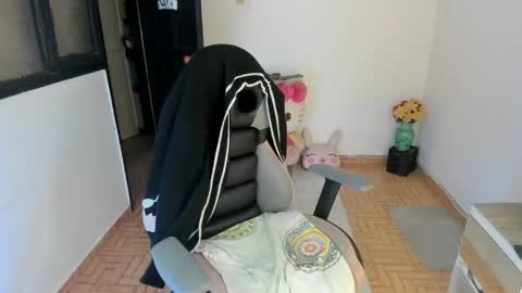 SandyMODELINDEPENDIENT online show from February 23, 10:20 pm