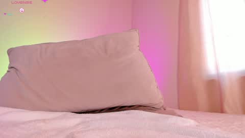 Aylin  online show from January 2, 3:08 pm