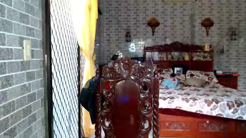 aymkyline online show from November 28, 2:25 am