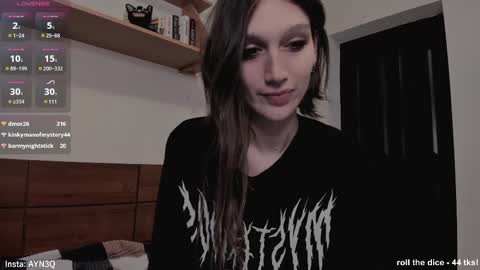 Snapshot of ayn3q chatting on March 2, 1:15 am AYNEK fansly online show from March 2, 1:15 am